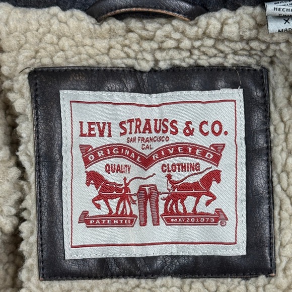 Levis Mens Faux Leather Sherpa Lined Hooded Trucker Jacket Brown XL RN54163 - Picture 3 of 12